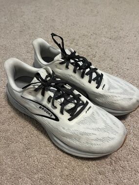 Brooks Men’s Launch 11 White Running Shoes with Black Laces